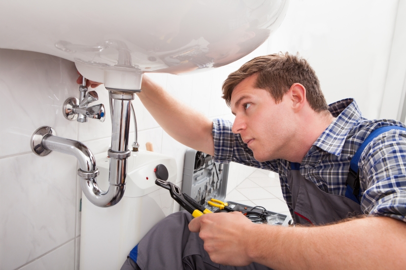 Hollingdean Plumbers team ready to help in Brentford
