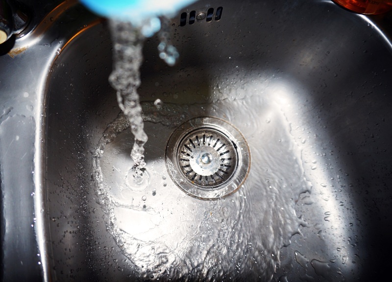 Tap repair in Brentford